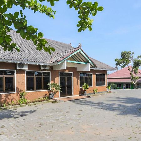 Super Oyo 1959 Penginapan Kepurun Pawana Indonesia Sleman  Exterior photo